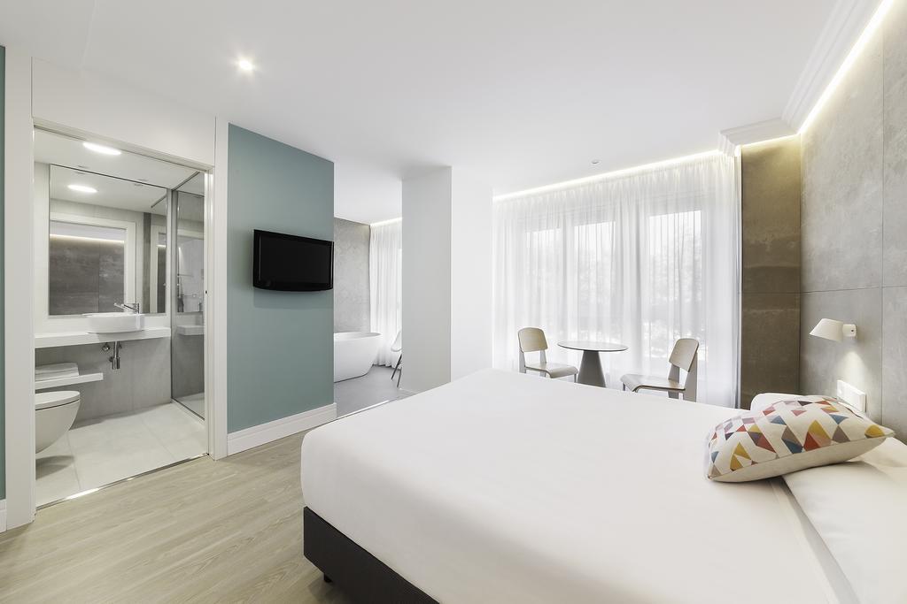 Hotel Mar Del Plata ア・コルーニャ エクステリア 写真